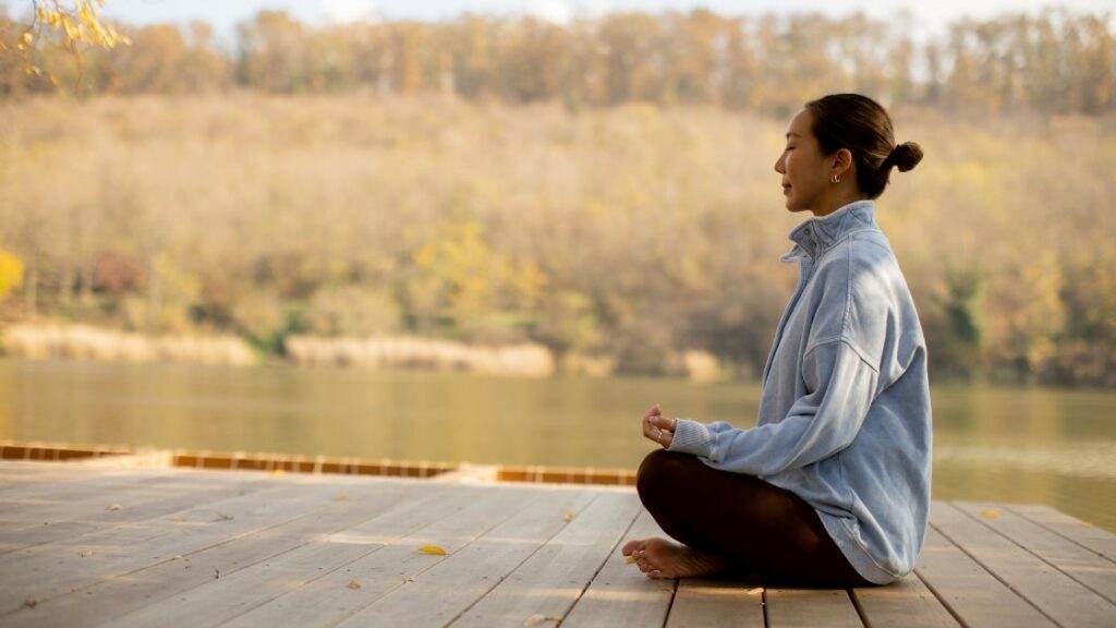 The Science of Sitting Still: How 5 Minutes of Quiet Can Change Your Life